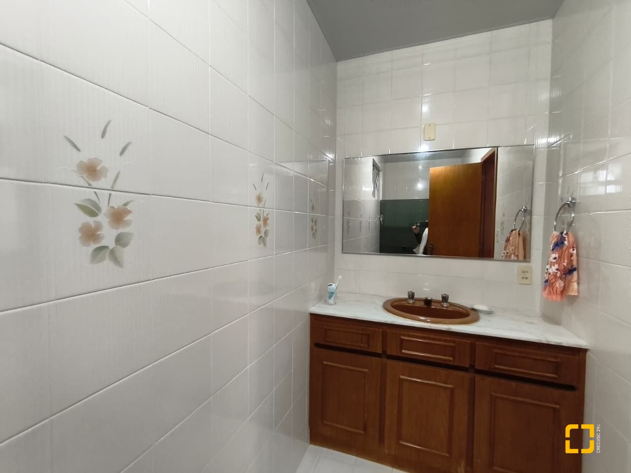 Apartamento com 92m², 3 quartos (sendo 1 suíte), 1 garagem, no bairro Centro em Florianópolis