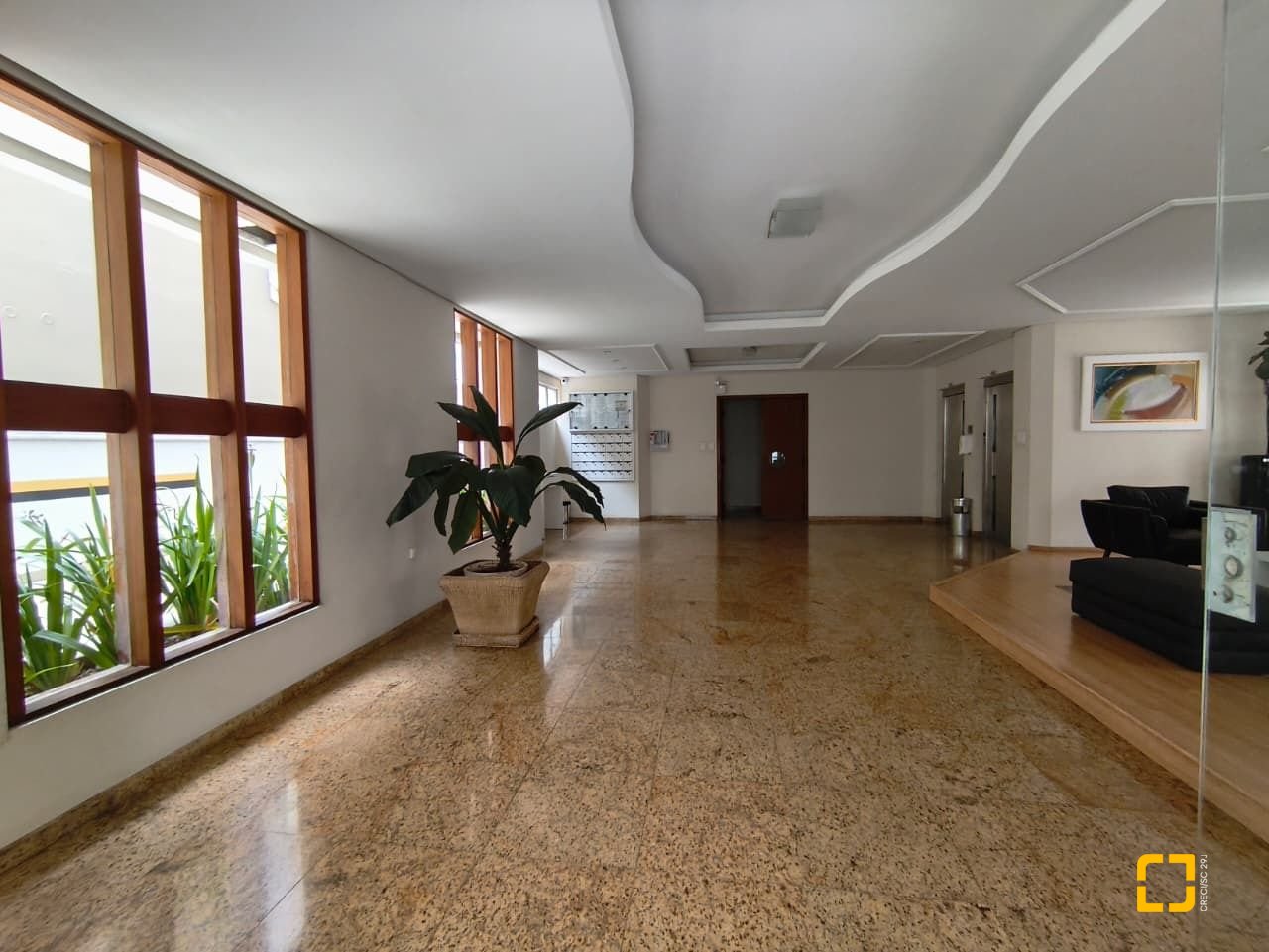 Apartamento com 92m², 3 quartos (sendo 1 suíte), 1 garagem, no bairro Centro em Florianópolis
