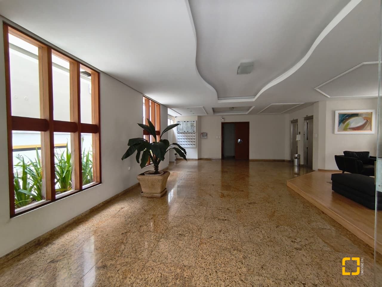 Apartamento com 92m², 3 quartos (sendo 1 suíte), 1 garagem, no bairro Centro em Florianópolis