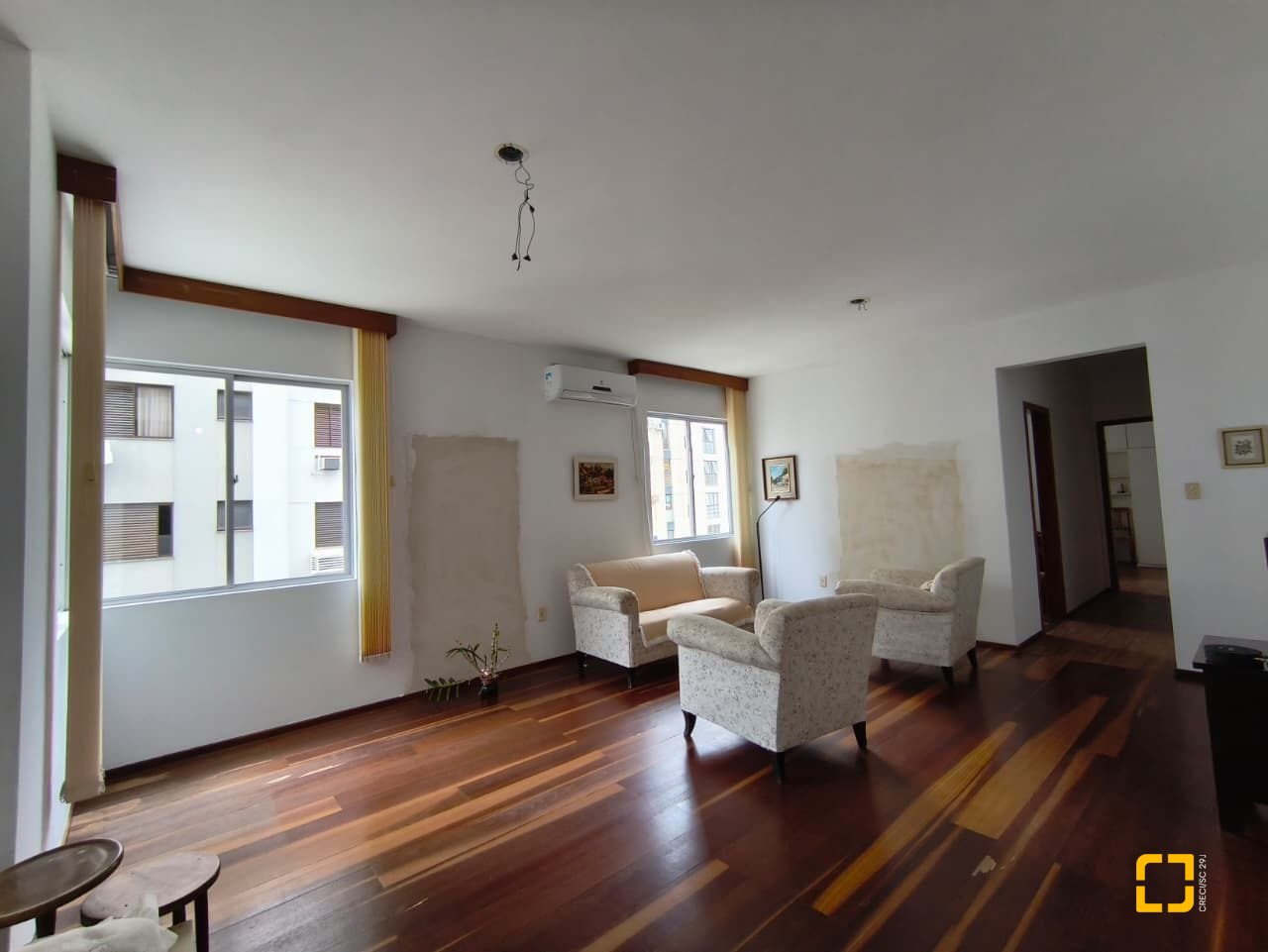 Apartamento com 92m², 3 quartos (sendo 1 suíte), 1 garagem, no bairro Centro em Florianópolis