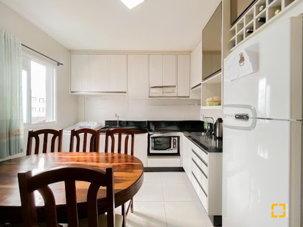 Apartamento com 59m², 2 quartos, 1 garagem, no bairro Serraria em São José