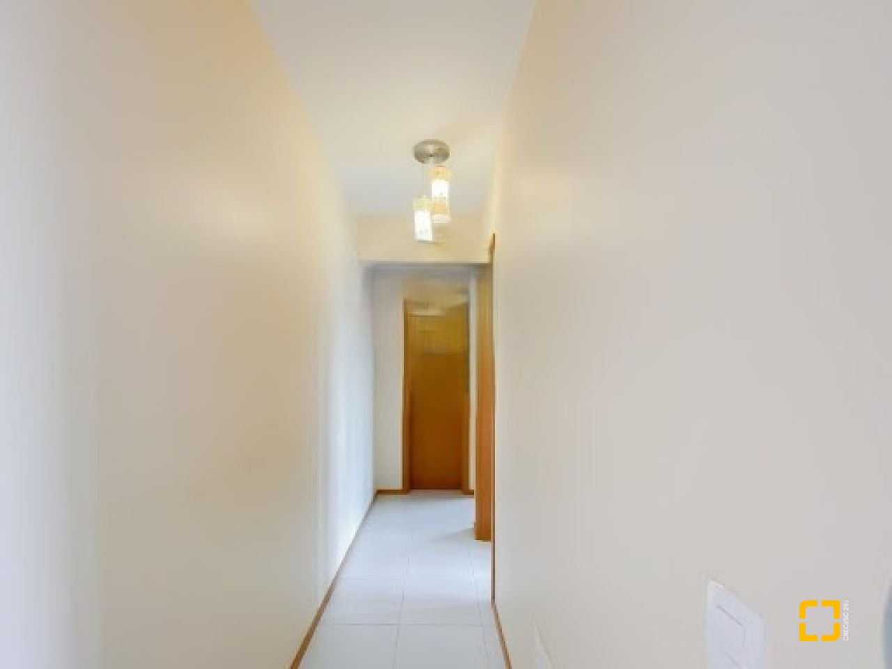 Apartamento com 59m², 2 quartos, 1 garagem, no bairro Serraria em São José