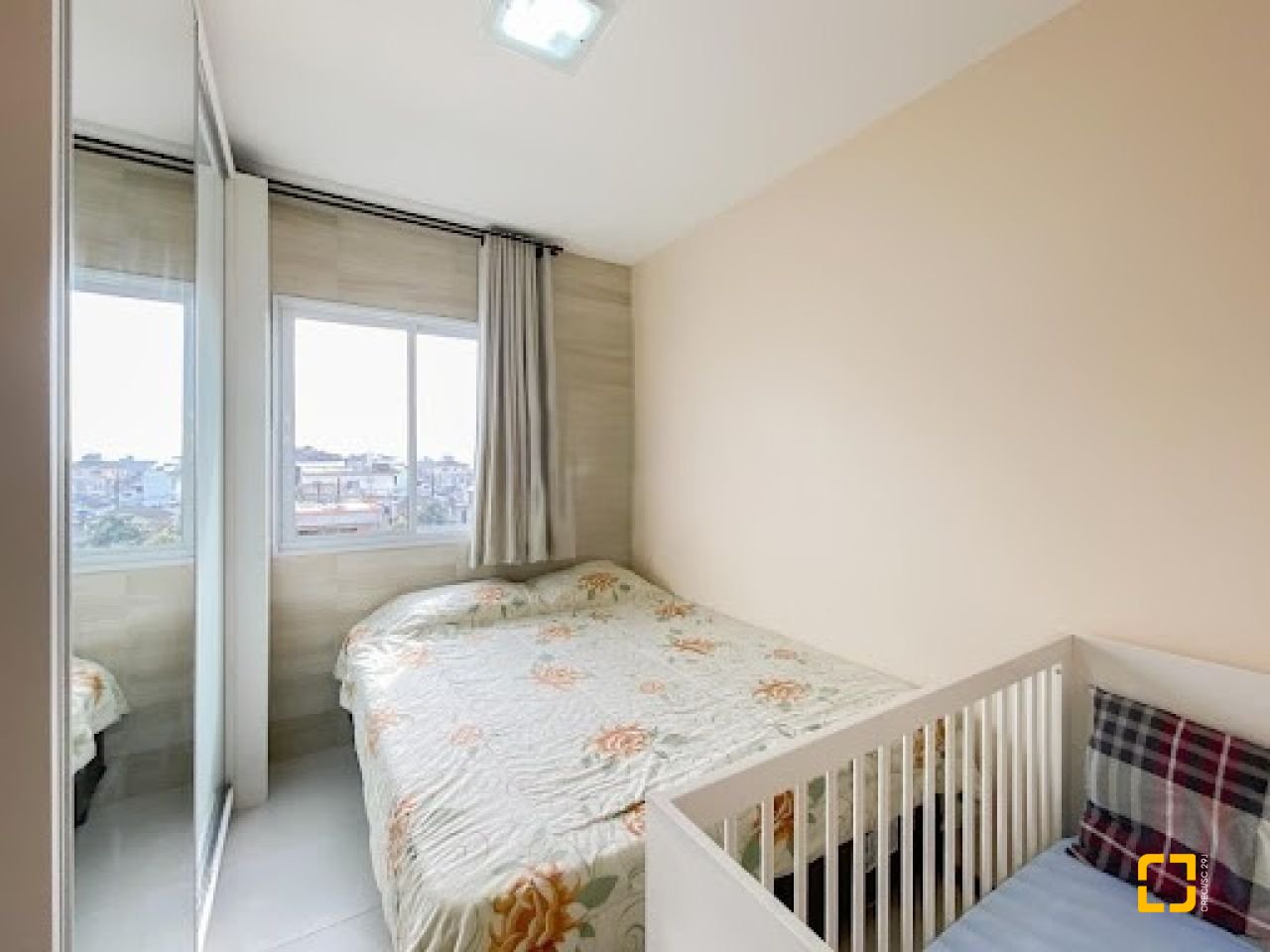 Apartamento com 59m², 2 quartos, 1 garagem, no bairro Serraria em São José
