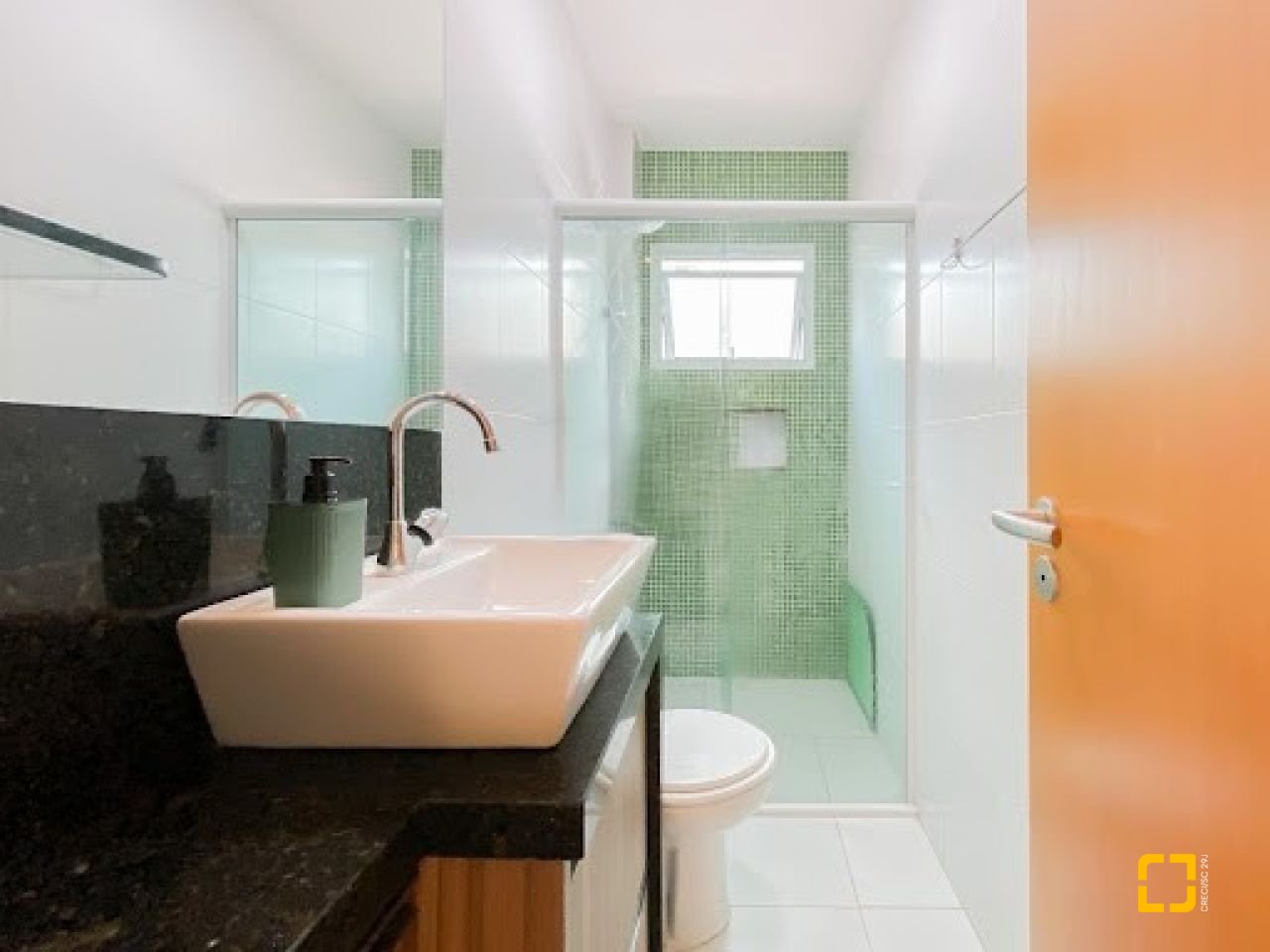 Apartamento com 59m², 2 quartos, 1 garagem, no bairro Serraria em São José