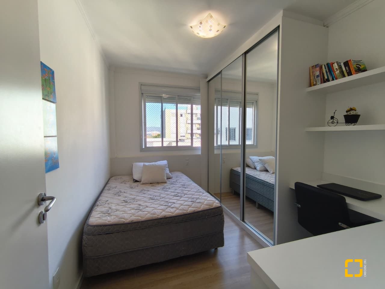 Apartamento com 65m², 3 quartos (sendo 1 suíte), 1 garagem, no bairro Trindade em Florianópolis