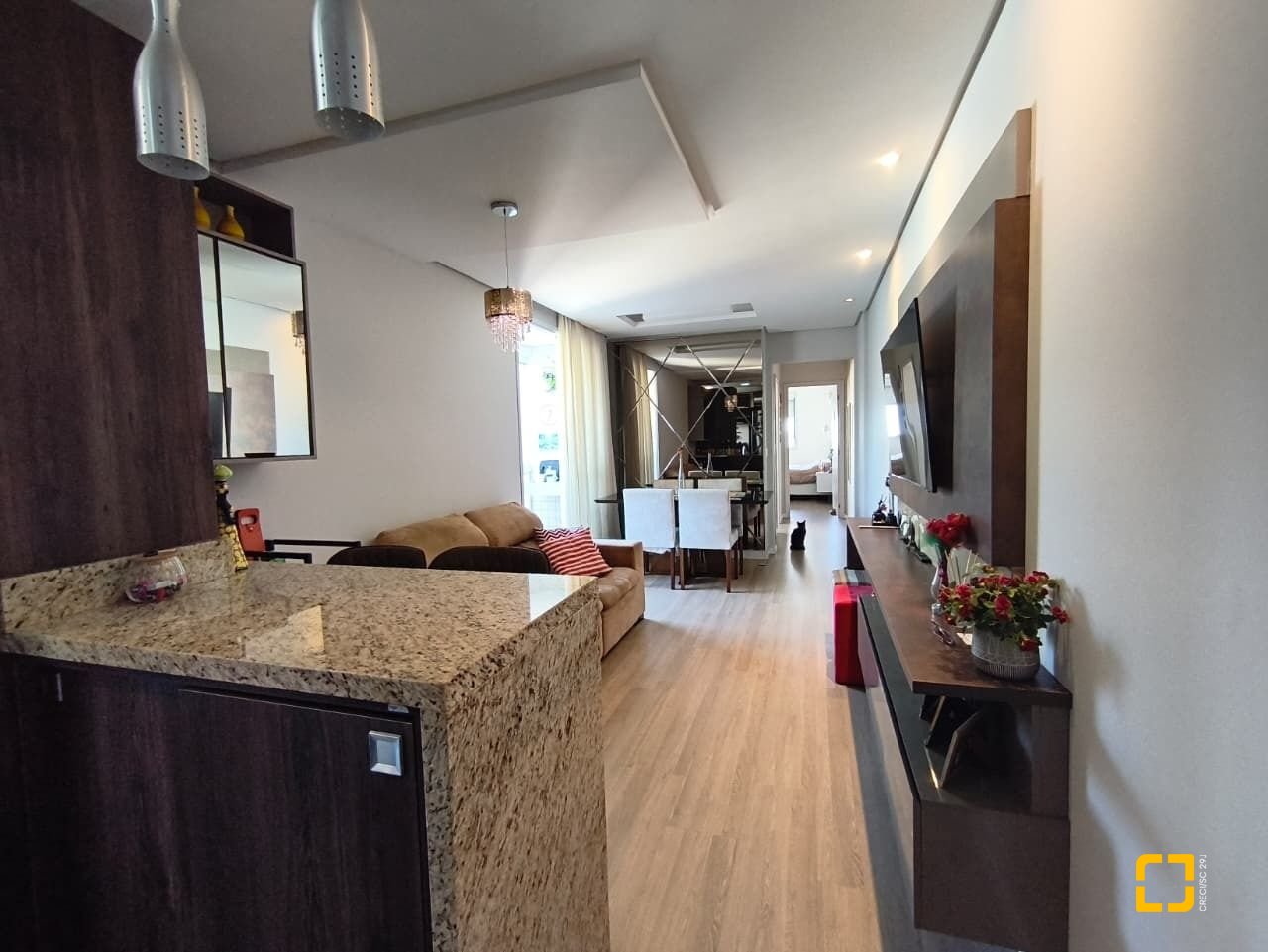 Apartamento com 65m², 3 quartos (sendo 1 suíte), 1 garagem, no bairro Trindade em Florianópolis