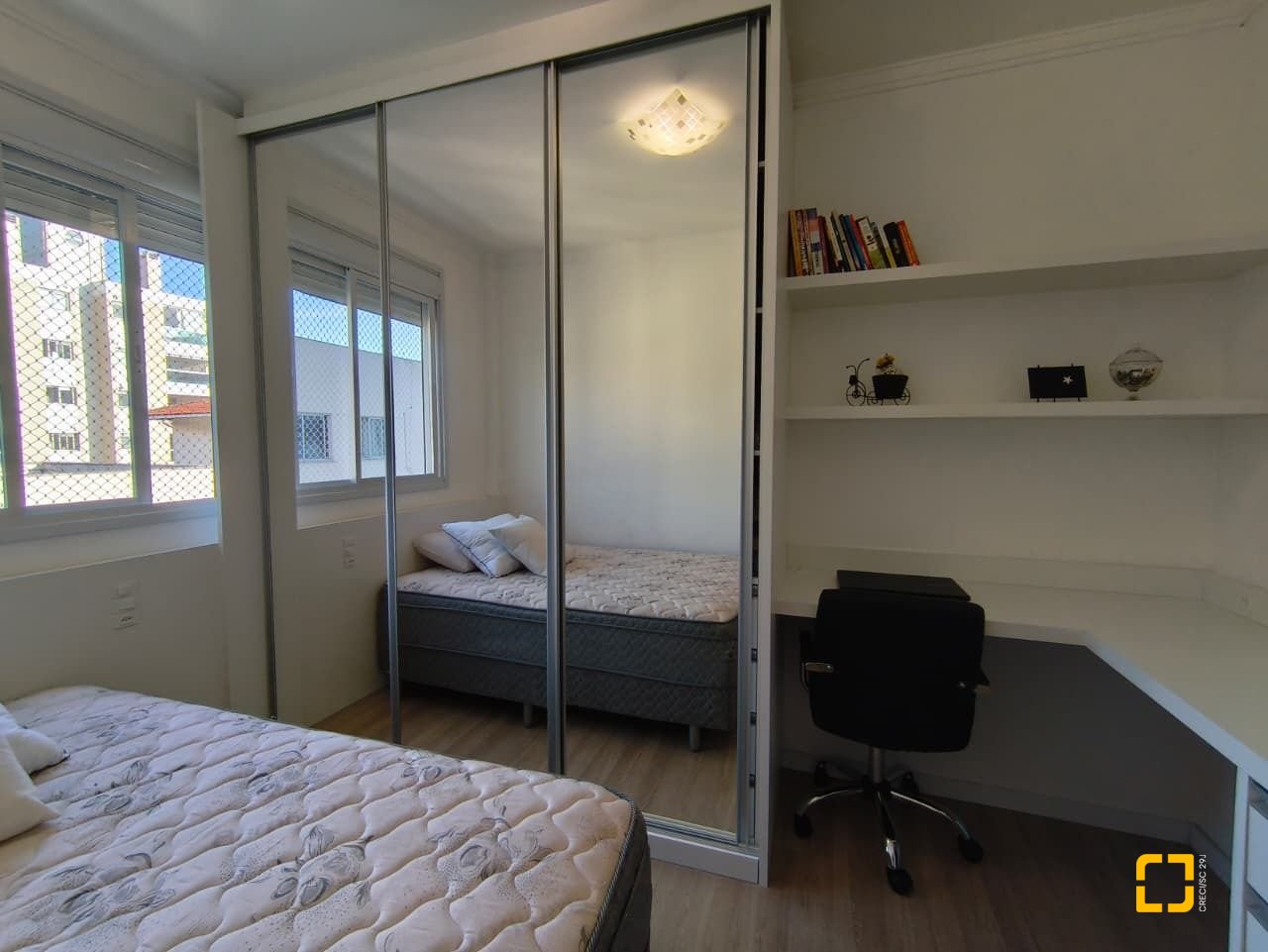 Apartamento com 65m², 3 quartos (sendo 1 suíte), 1 garagem, no bairro Trindade em Florianópolis