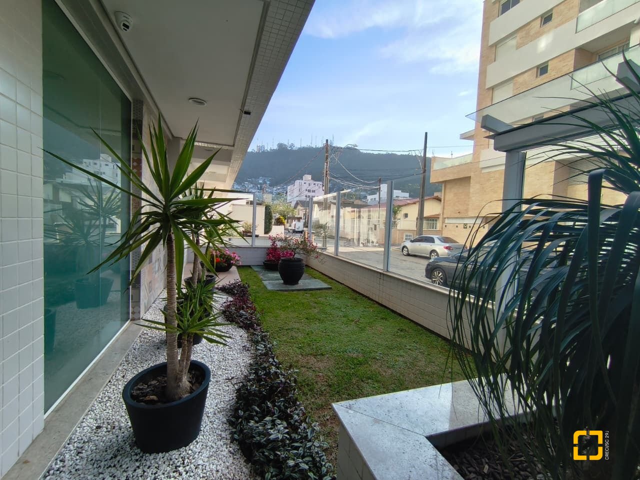 Apartamento com 65m², 3 quartos (sendo 1 suíte), 1 garagem, no bairro Trindade em Florianópolis