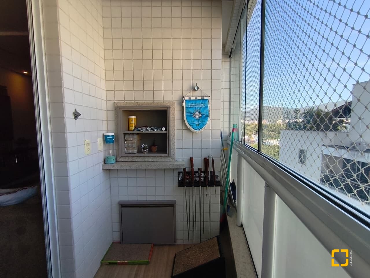 Apartamento com 65m², 3 quartos (sendo 1 suíte), 1 garagem, no bairro Trindade em Florianópolis