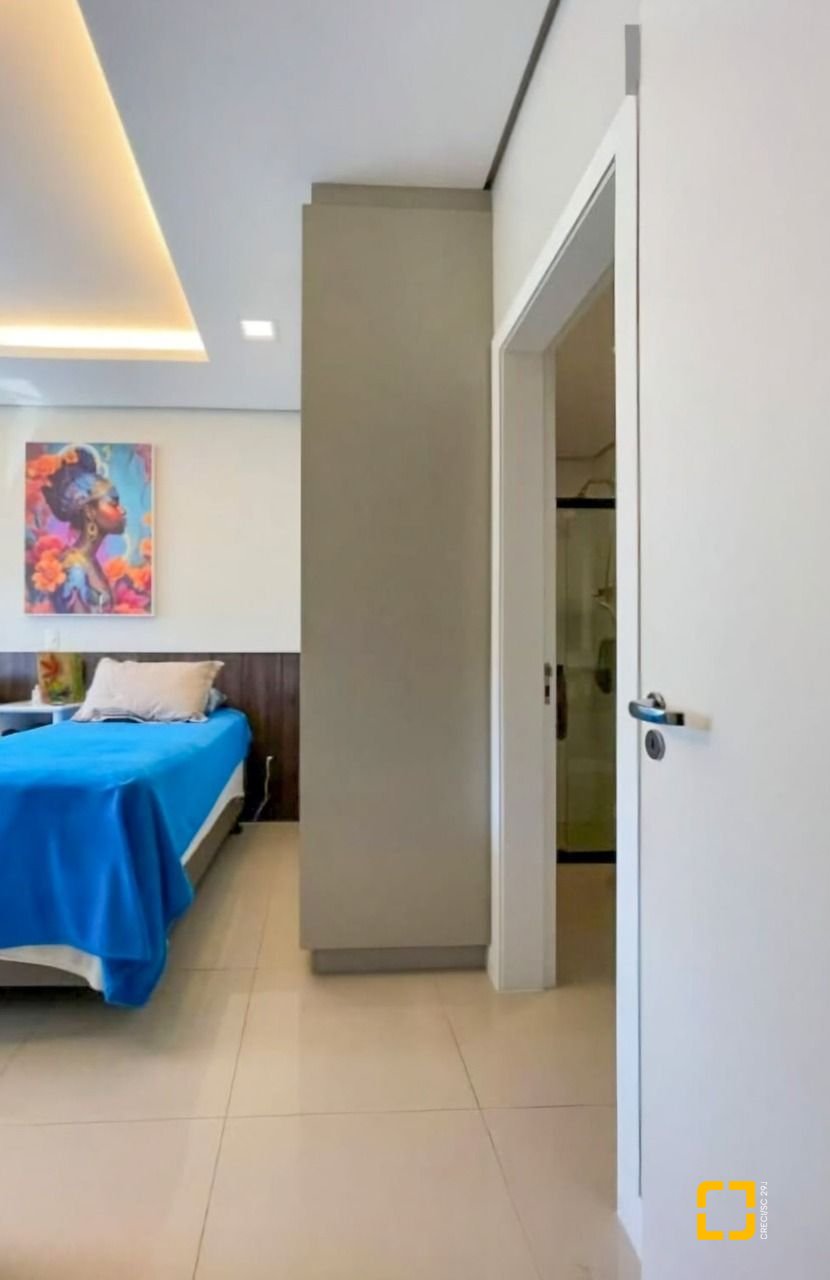 Cobertura com 178m², 5 quartos (sendo 2 suítes), 2 garagens, no bairro Monte Verde em Florianópolis