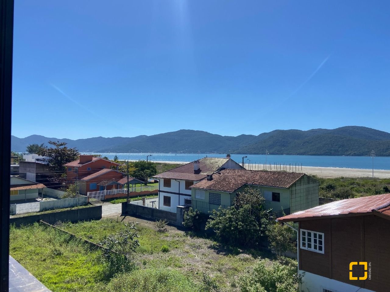Casa com 300m², 4 quartos (sendo 2 suítes), 2 garagens, no bairro Praia do Sonho (Ens Brito) em Palhoça