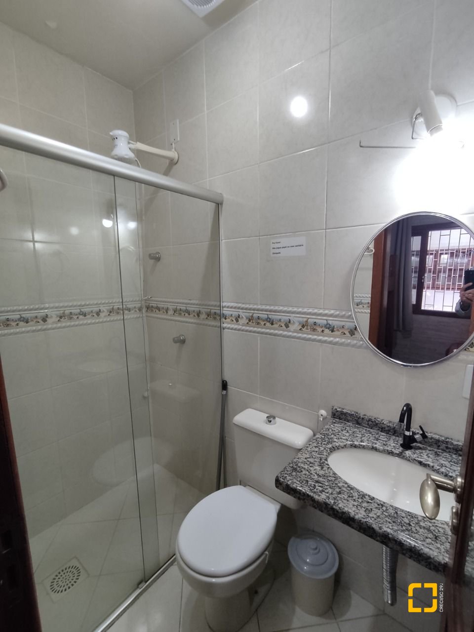 Casa com 279m², 12 quartos (sendo 5 suítes), 4 garagens, no bairro Canasvieiras em Florianópolis