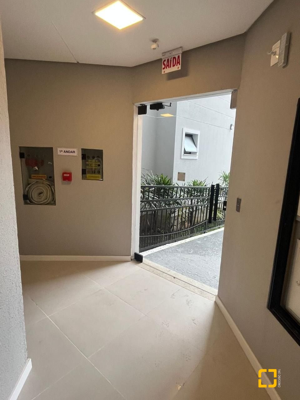 Apartamento com 69m², 3 quartos (sendo 1 suíte), 1 garagem, no bairro Vargem do Bom Jesus em Florianópolis