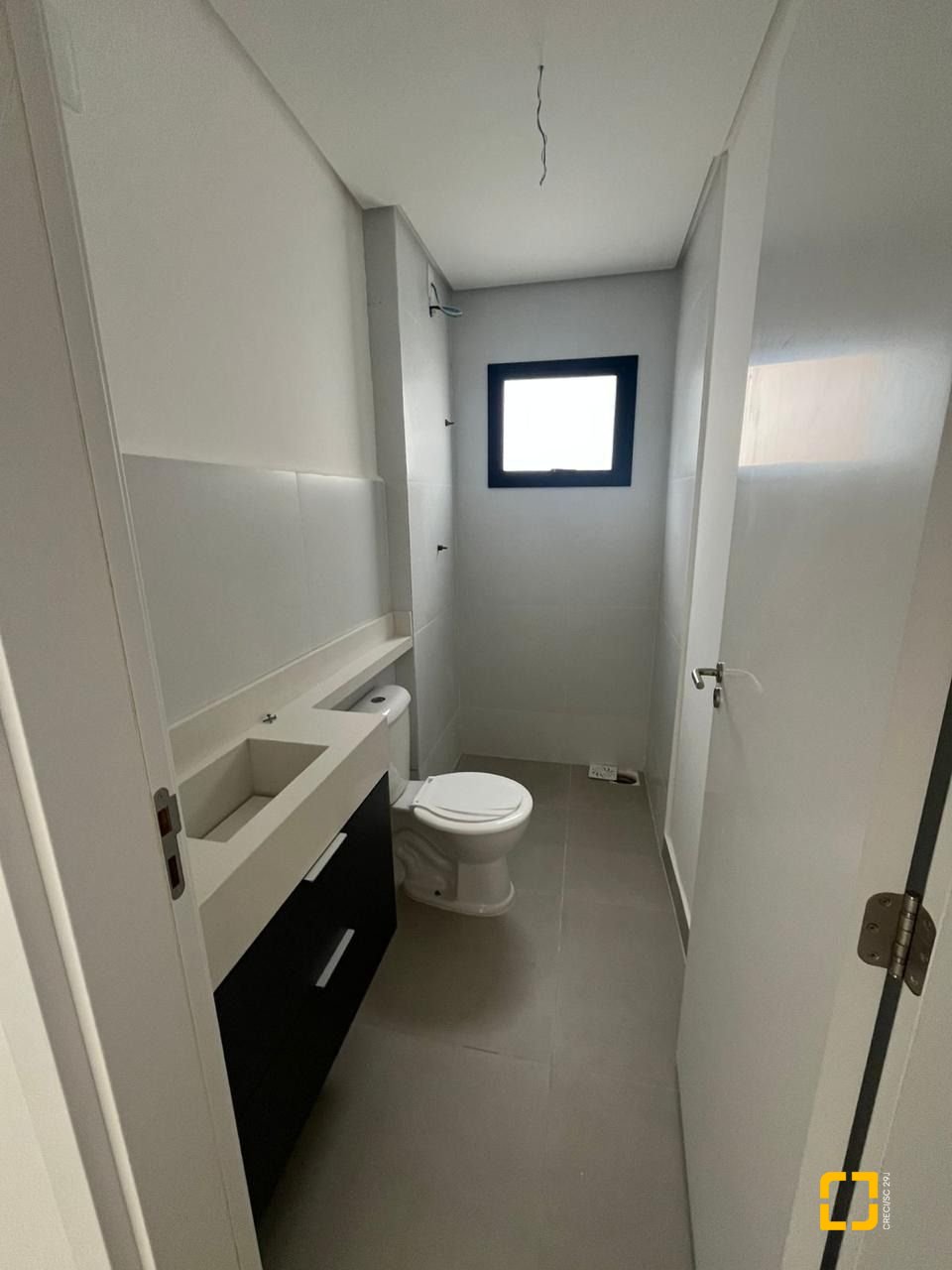 Apartamento com 69m², 3 quartos (sendo 1 suíte), 1 garagem, no bairro Vargem do Bom Jesus em Florianópolis