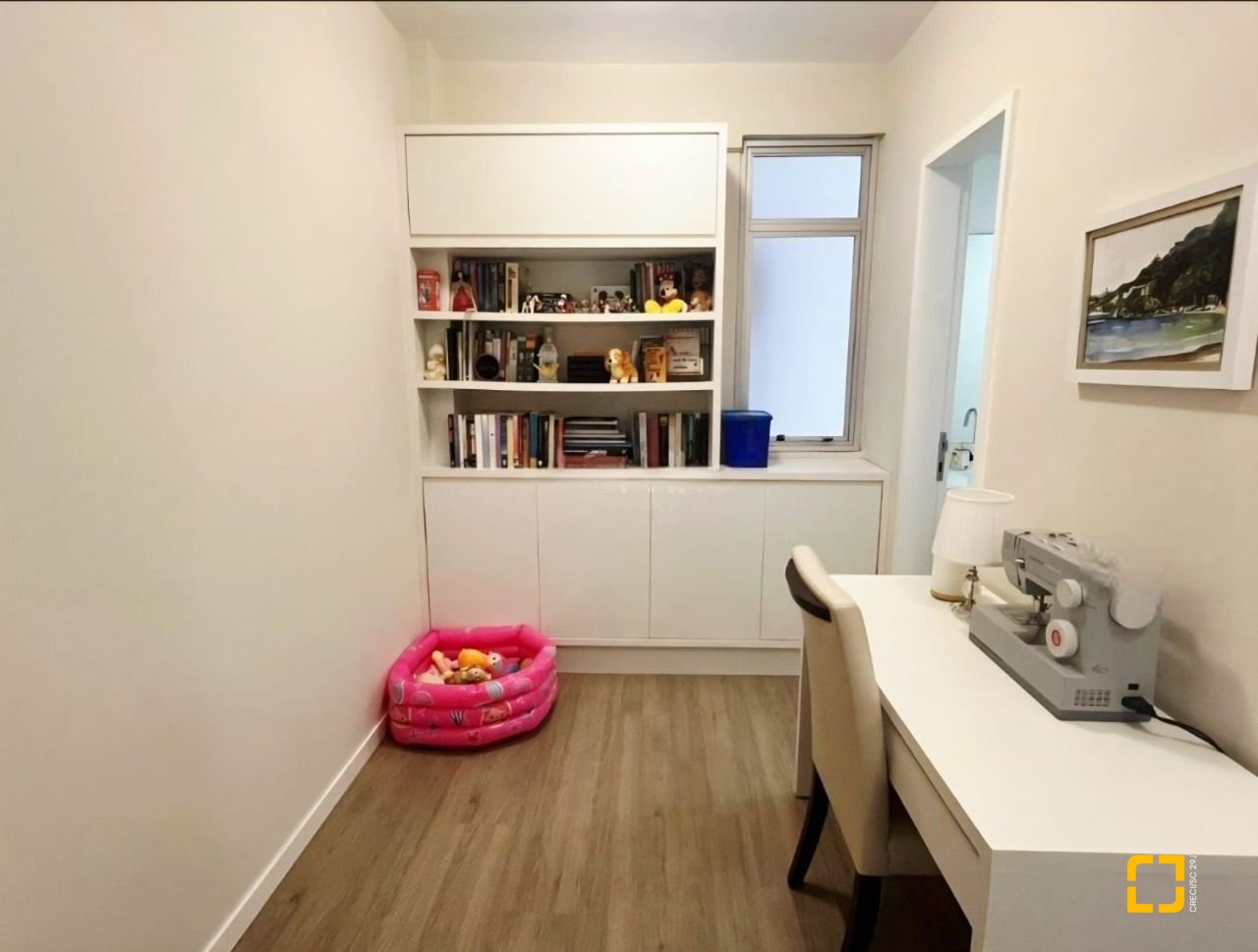 Apartamento com 77m², 3 quartos (sendo 1 suíte), 1 garagem, no bairro Centro em Florianópolis