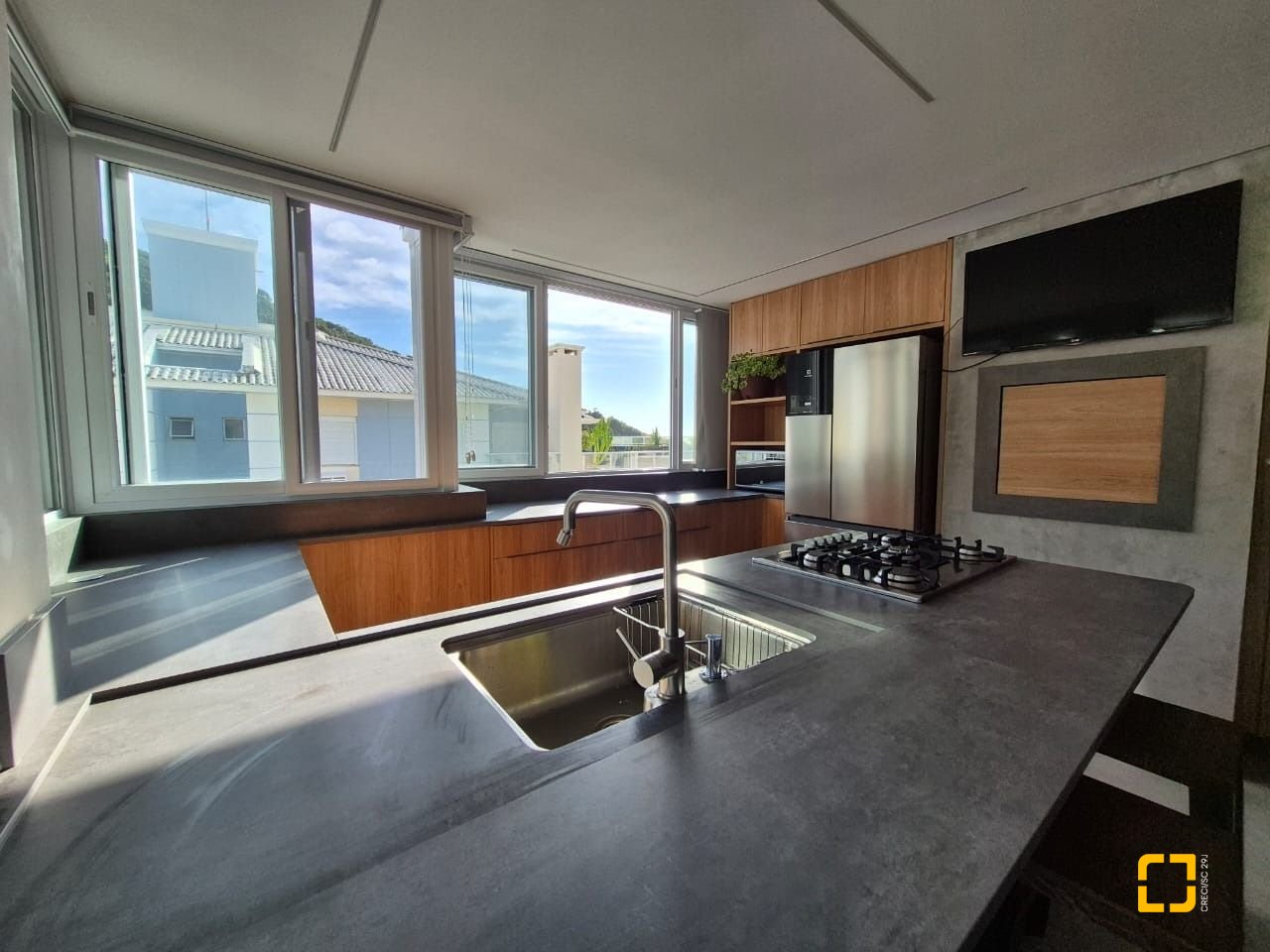 Cobertura com 148m², 4 quartos (sendo 1 suíte), 2 garagens, no bairro Ingleses em Florianópolis