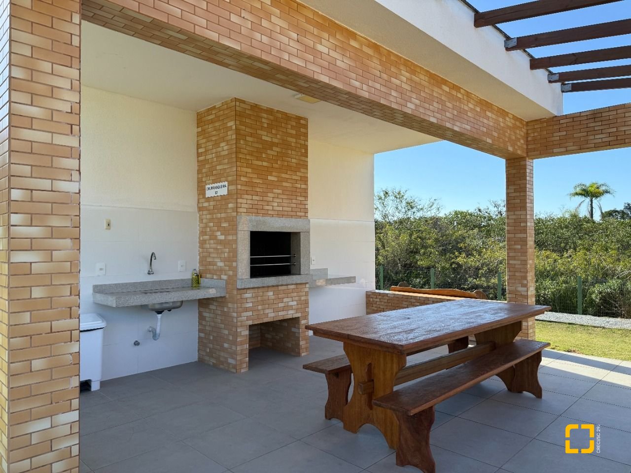 Terreno com 494m², no bairro Ratones em Florianópolis