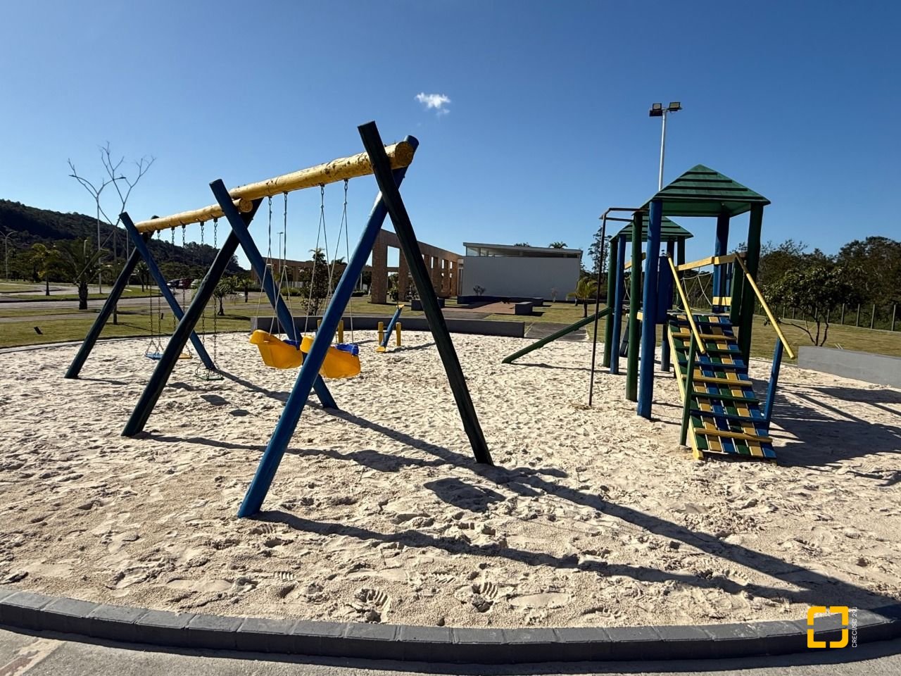 Terreno com 400m², no bairro Ratones em Florianópolis