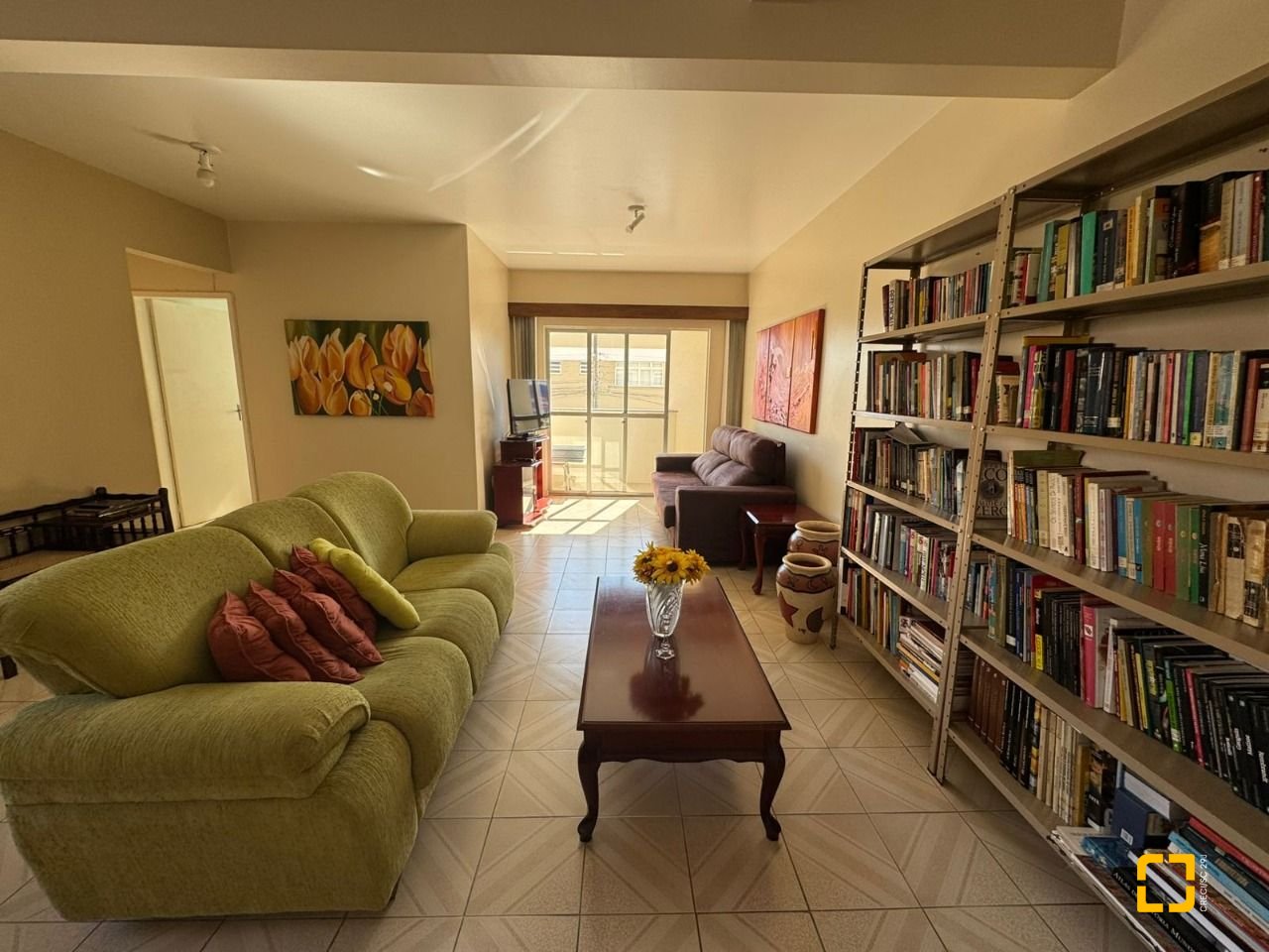 Apartamento com 70m², 3 quartos, 1 garagem, no bairro Balneário em Florianópolis