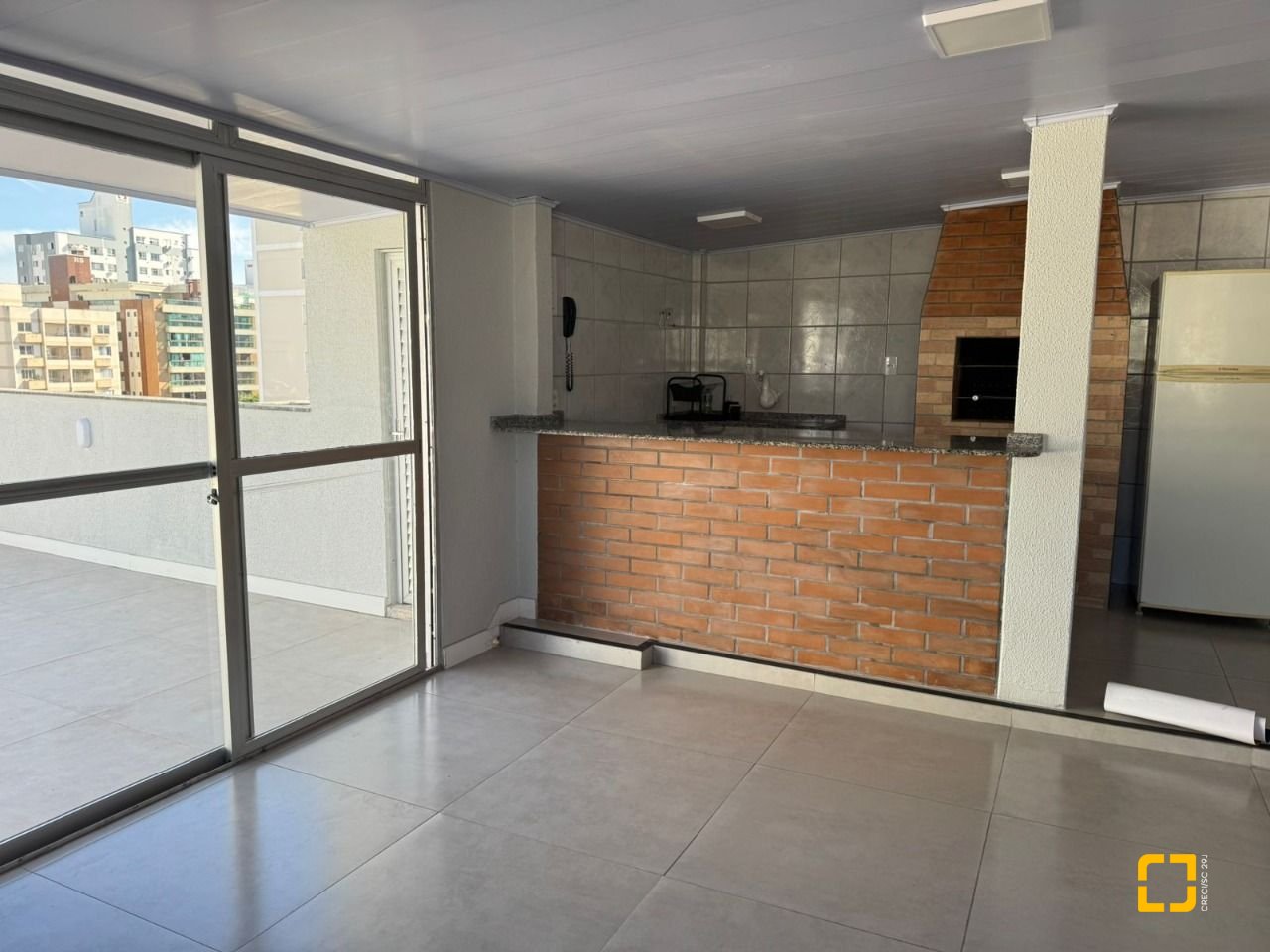 Apartamento com 70m², 3 quartos, 1 garagem, no bairro Balneário em Florianópolis