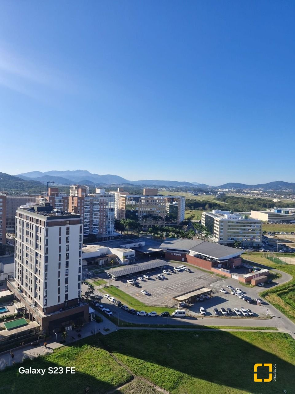 Cobertura com 125m², 3 quartos (sendo 2 suítes), 2 garagens, no bairro Pedra Branca em Palhoça