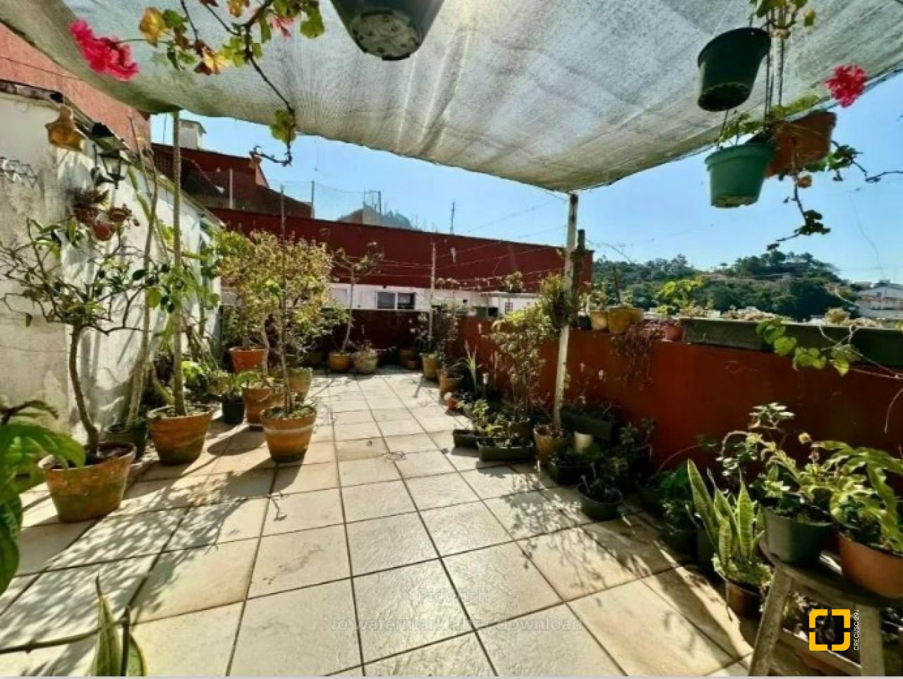 Cobertura com 68m², 3 quartos (sendo 1 suíte), 1 garagem, no bairro Trindade em Florianópolis