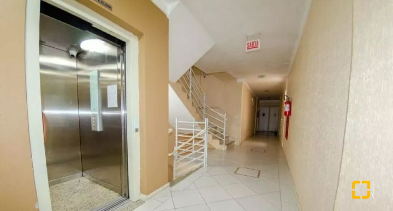 Apartamento com 77m², 1 quarto, 1 garagem, no bairro Ingleses em Florianópolis