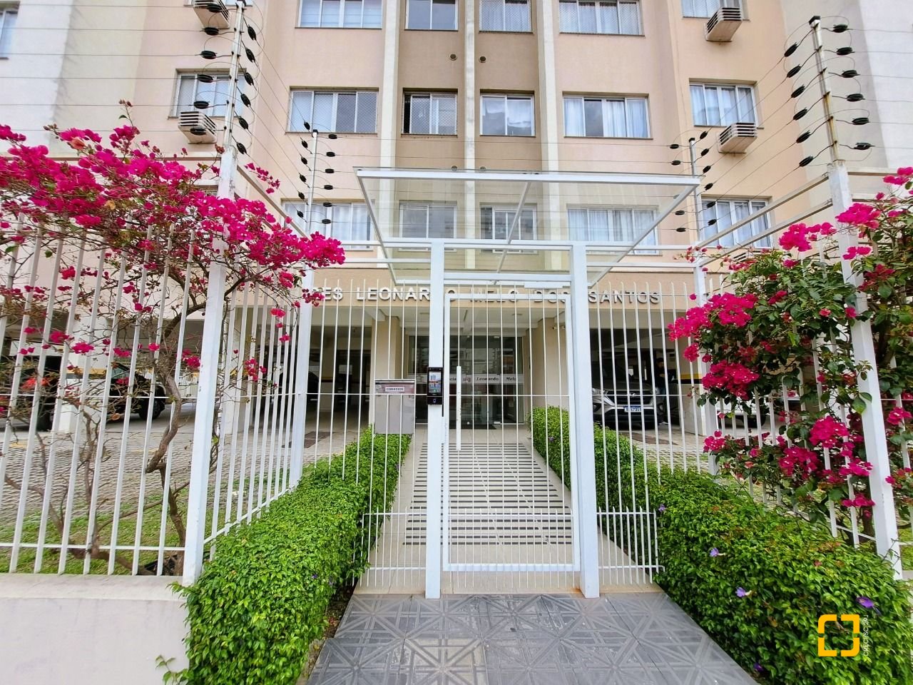 Cobertura com 134m², 3 quartos (sendo 1 suíte), 1 garagem, no bairro Nossa Senhora do Rosário em São José