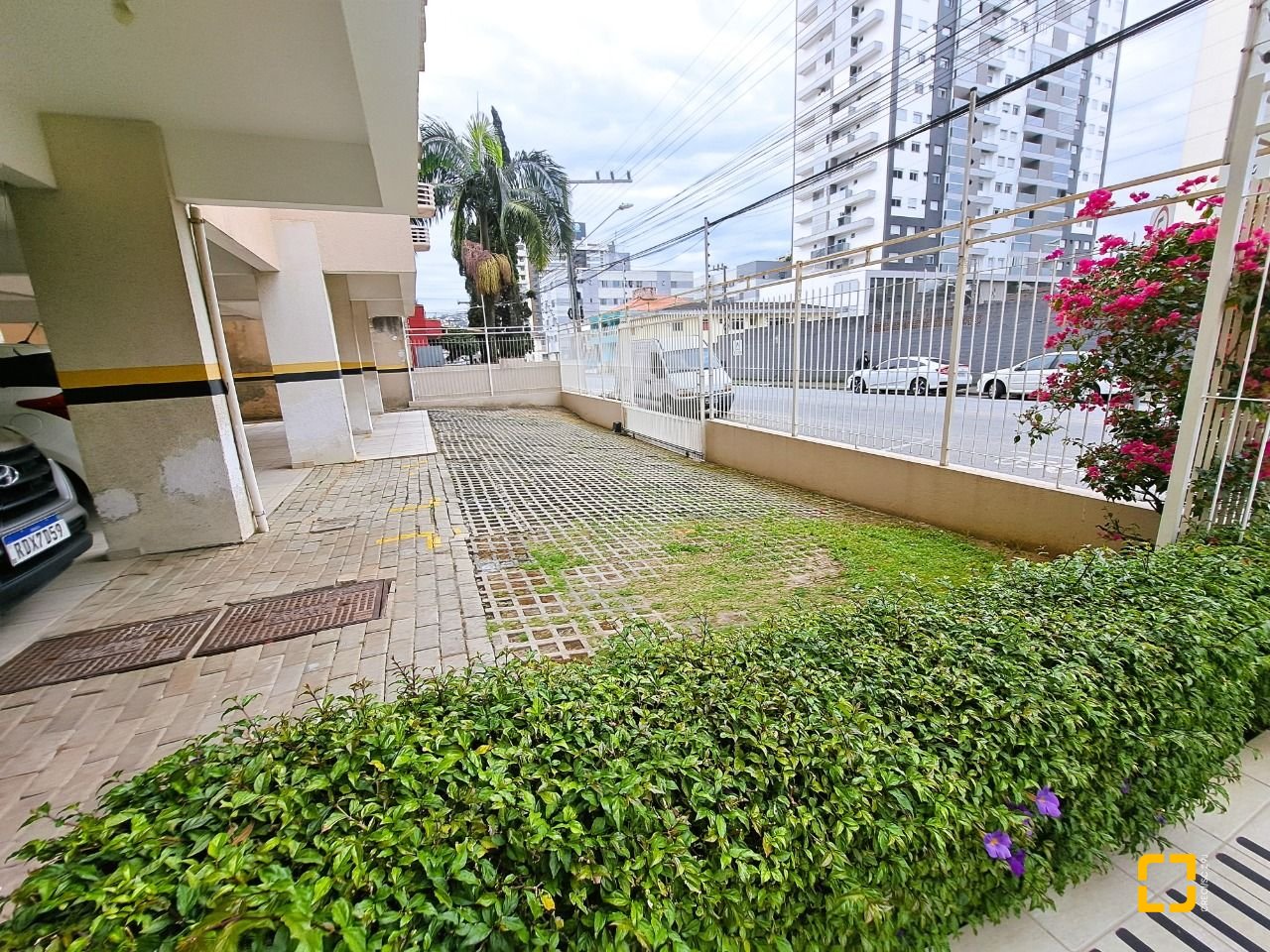 Cobertura com 134m², 3 quartos (sendo 1 suíte), 1 garagem, no bairro Nossa Senhora do Rosário em São José