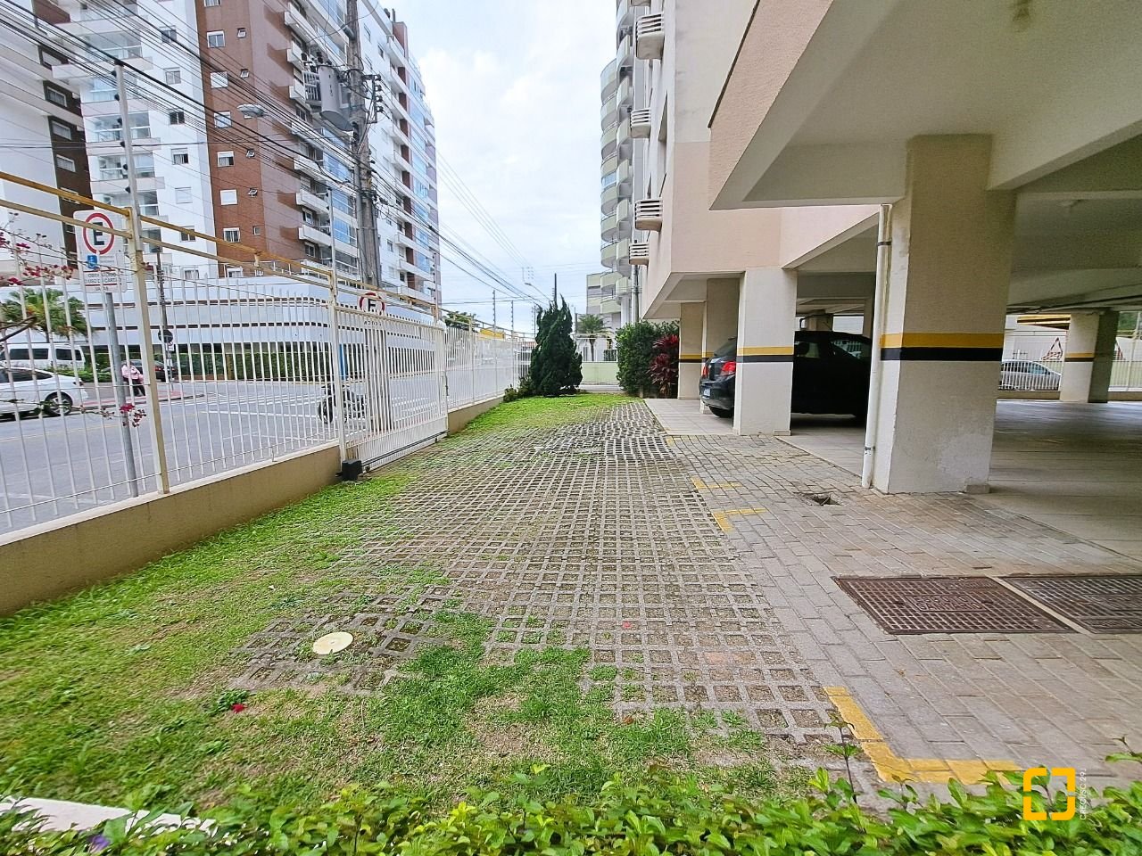 Cobertura com 134m², 3 quartos (sendo 1 suíte), 1 garagem, no bairro Nossa Senhora do Rosário em São José