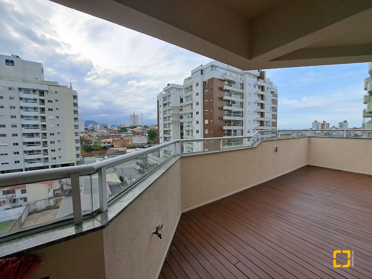 Cobertura com 134m², 3 quartos (sendo 1 suíte), 1 garagem, no bairro Nossa Senhora do Rosário em São José