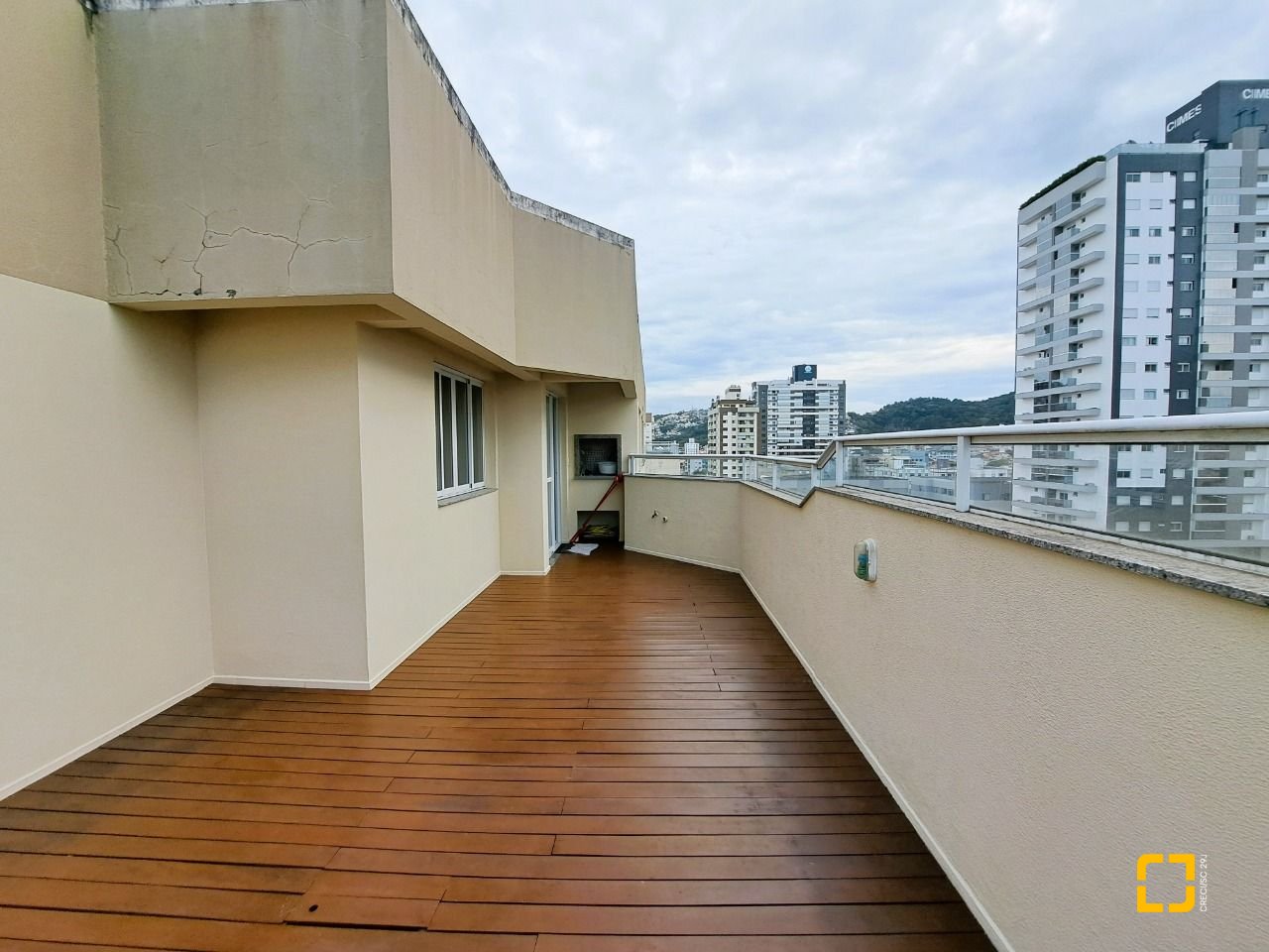 Cobertura com 134m², 3 quartos (sendo 1 suíte), 1 garagem, no bairro Nossa Senhora do Rosário em São José
