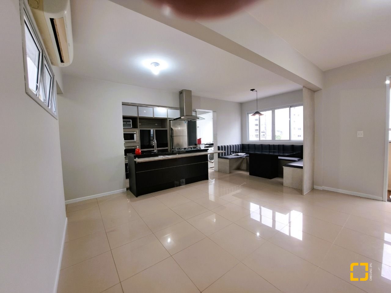 Cobertura com 134m², 3 quartos (sendo 1 suíte), 1 garagem, no bairro Nossa Senhora do Rosário em São José
