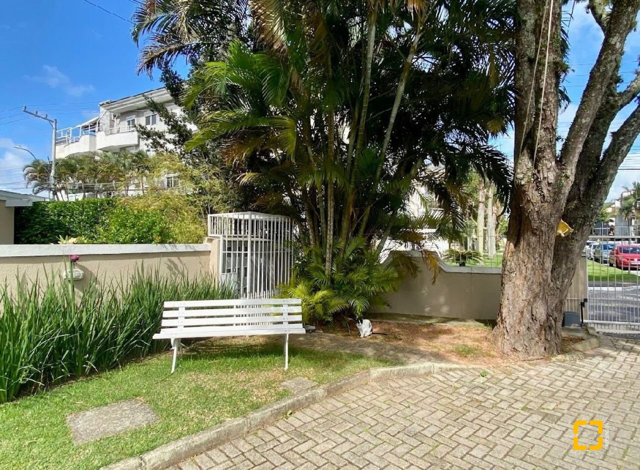 Casa de Condomínio com 73m², 2 quartos, 1 garagem, no bairro Jurerê em Florianópolis
