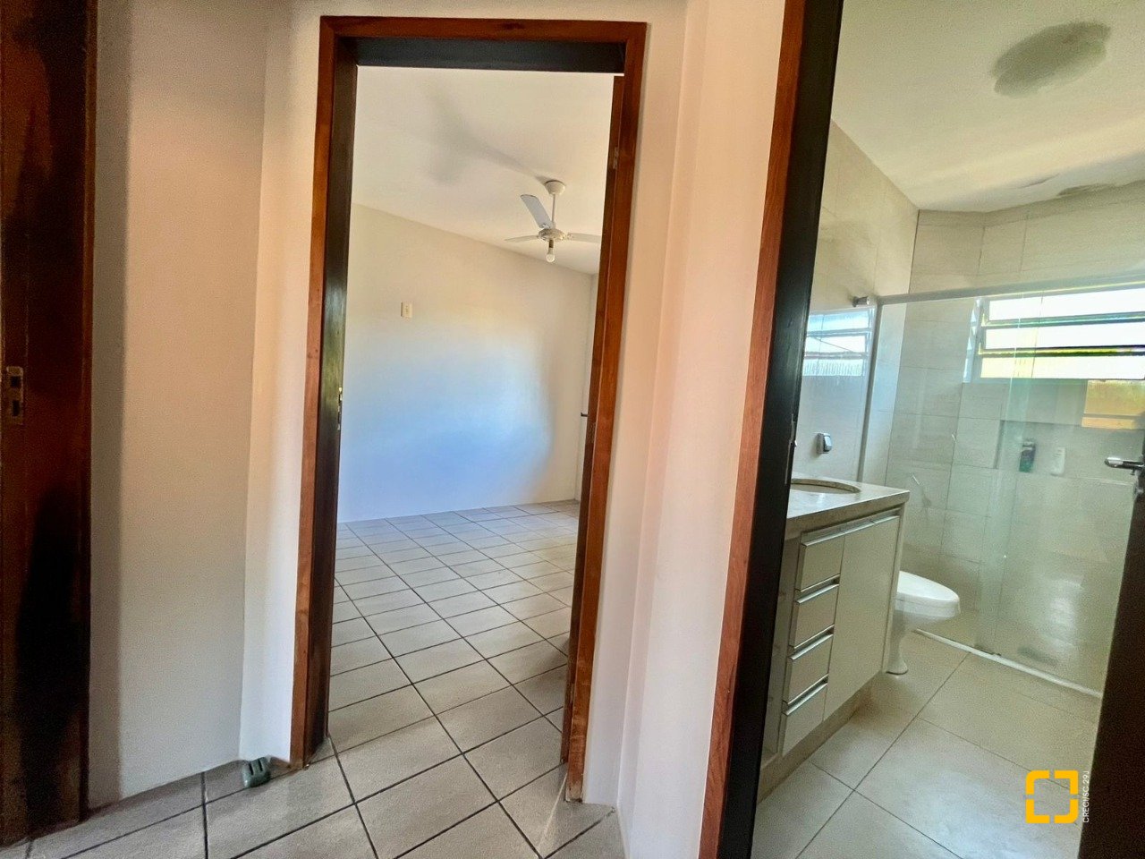 Casa de Condomínio com 73m², 2 quartos, 1 garagem, no bairro Jurerê em Florianópolis