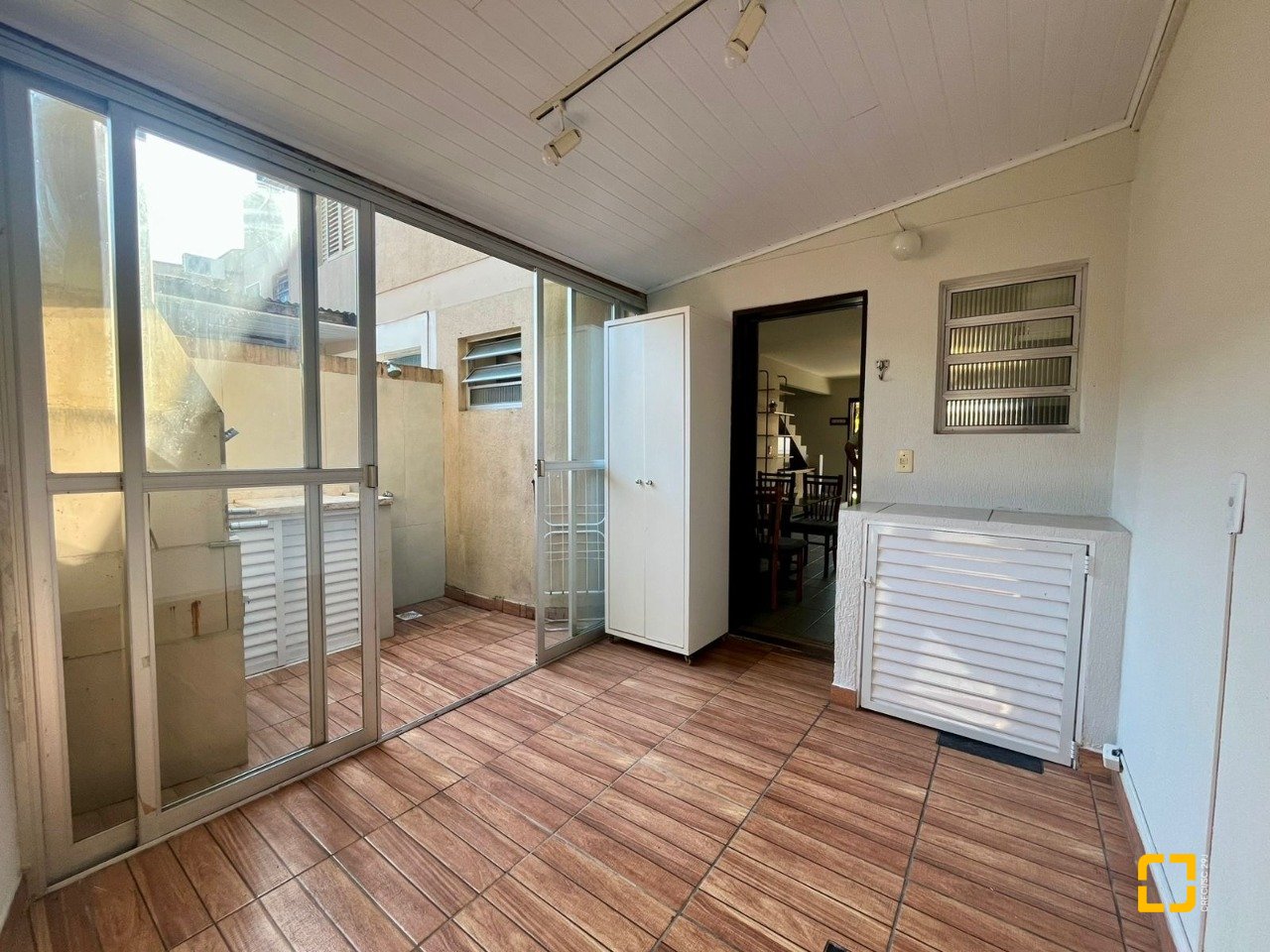 Casa de Condomínio com 73m², 2 quartos, 1 garagem, no bairro Jurerê em Florianópolis