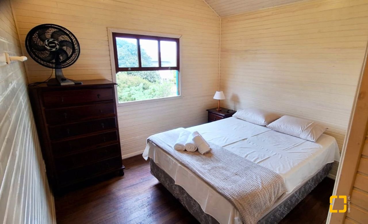 Terreno com 1414m², no bairro Santinho em Florianópolis