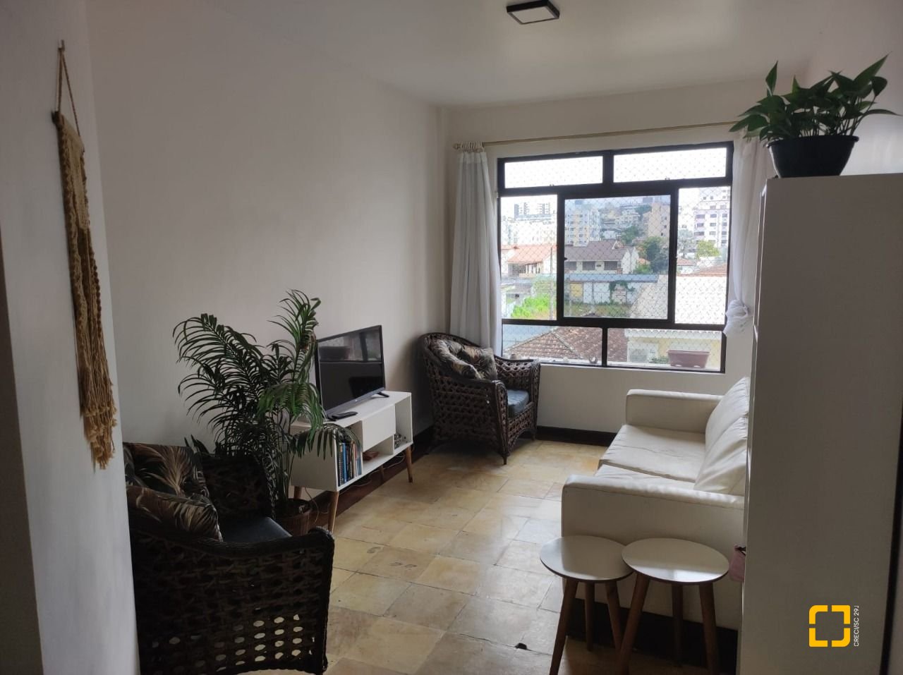 Apartamento com 155m², 4 quartos (sendo 1 suíte), 1 garagem, no bairro Estreito em Florianópolis
