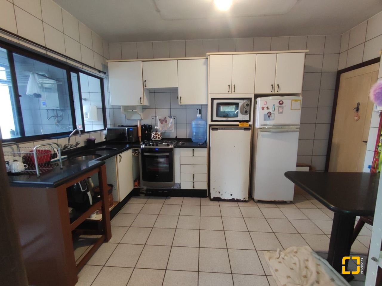 Apartamento com 155m², 4 quartos (sendo 1 suíte), 1 garagem, no bairro Estreito em Florianópolis