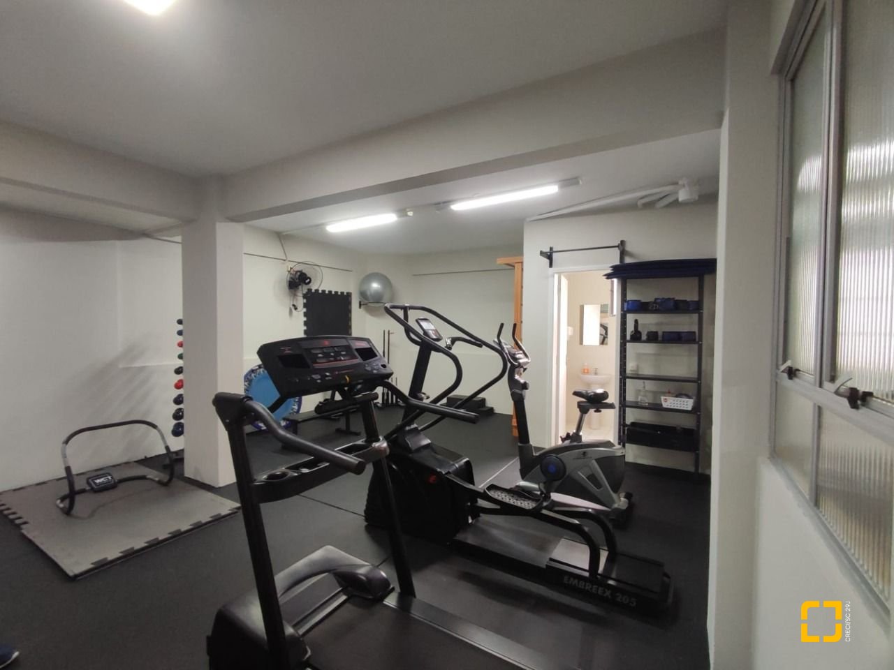 Apartamento com 155m², 4 quartos (sendo 1 suíte), 1 garagem, no bairro Estreito em Florianópolis