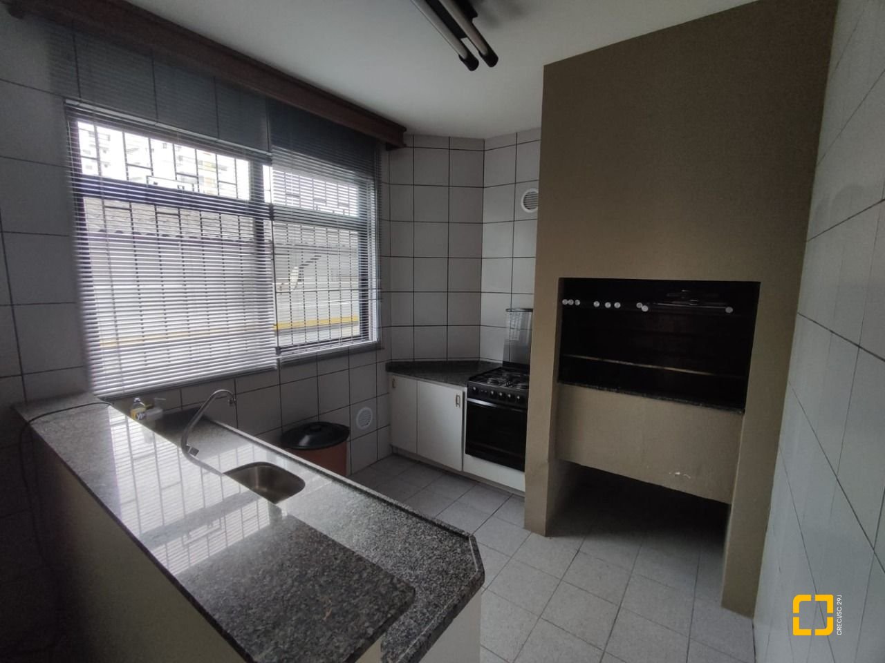 Apartamento com 155m², 4 quartos (sendo 1 suíte), 1 garagem, no bairro Estreito em Florianópolis