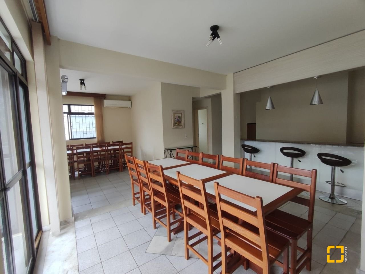 Apartamento com 155m², 4 quartos (sendo 1 suíte), 1 garagem, no bairro Estreito em Florianópolis