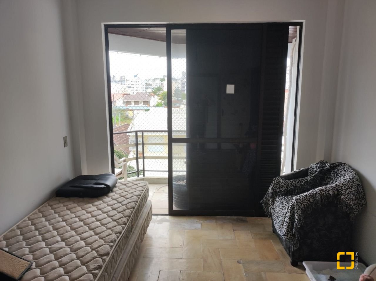 Apartamento com 155m², 4 quartos (sendo 1 suíte), 1 garagem, no bairro Estreito em Florianópolis