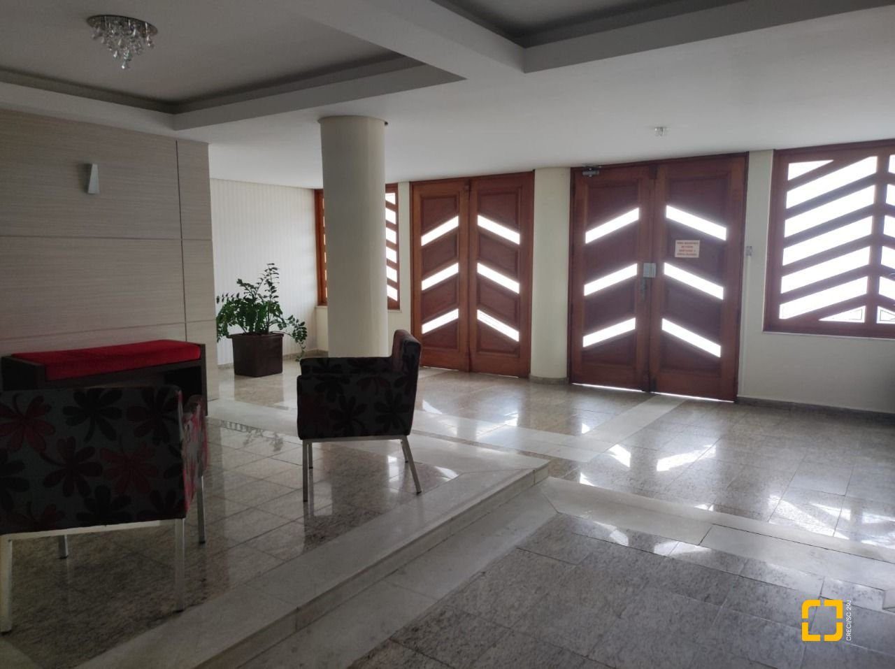 Apartamento com 155m², 4 quartos (sendo 1 suíte), 1 garagem, no bairro Estreito em Florianópolis