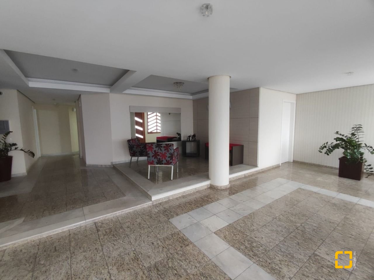 Apartamento com 155m², 4 quartos (sendo 1 suíte), 1 garagem, no bairro Estreito em Florianópolis