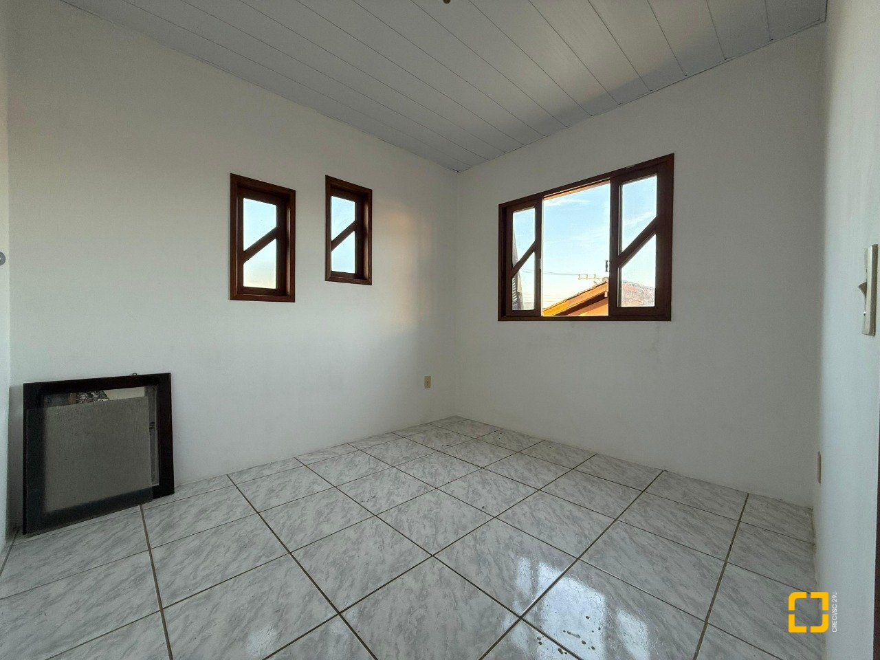 Casa com 140m², 5 quartos (sendo 1 suíte), 1 garagem, no bairro Ingleses em Florianópolis