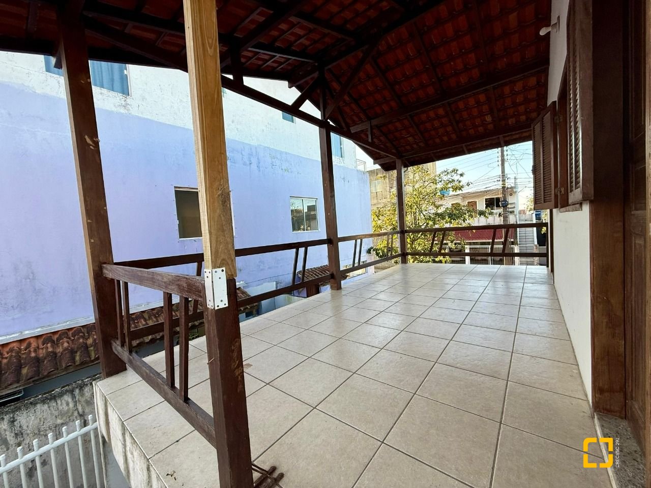 Casa com 140m², 5 quartos (sendo 1 suíte), 1 garagem, no bairro Ingleses em Florianópolis