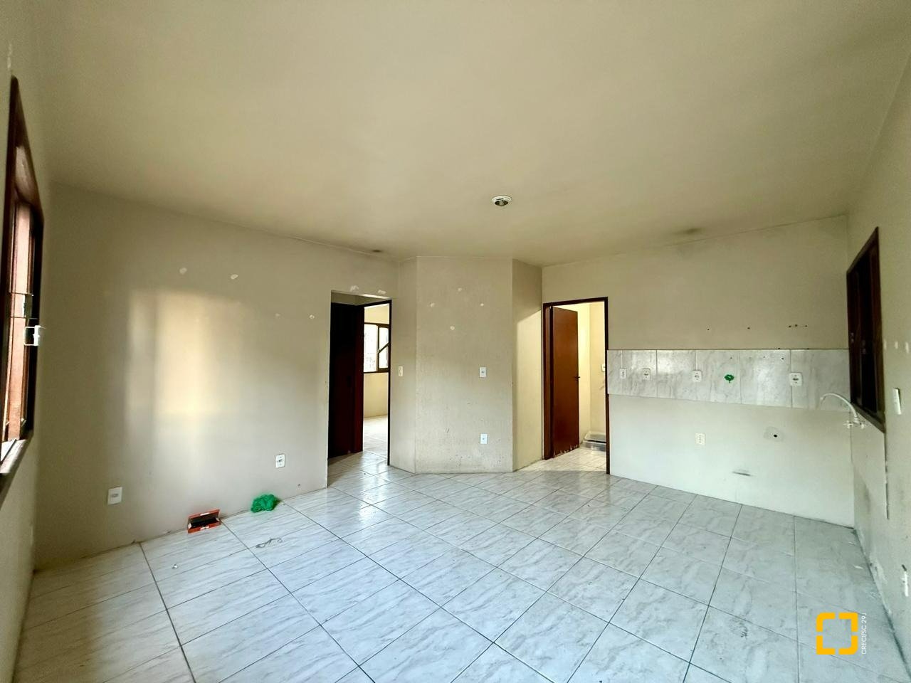 Casa com 140m², 5 quartos (sendo 1 suíte), 1 garagem, no bairro Ingleses em Florianópolis