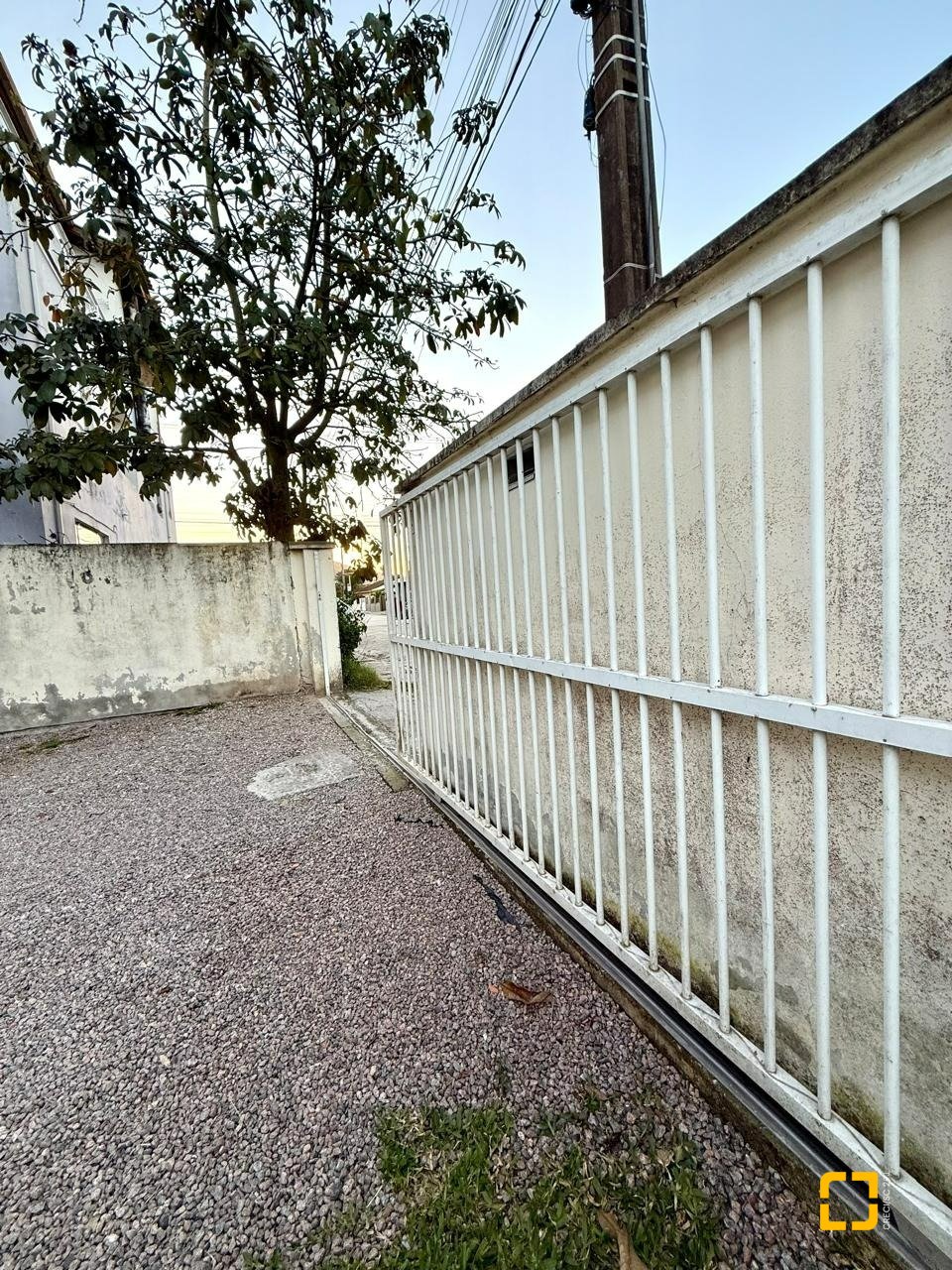 Casa com 140m², 5 quartos (sendo 1 suíte), 1 garagem, no bairro Ingleses em Florianópolis