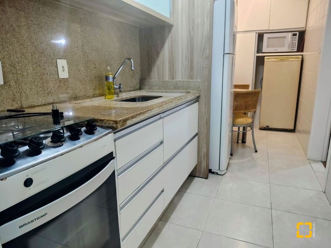 Apartamento com 78m², 2 quartos, no bairro Centro em Florianópolis